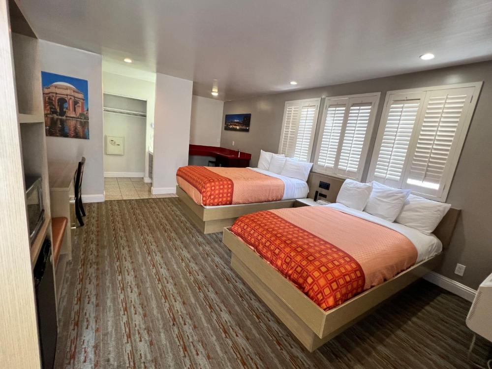 Premier Double Double Room interior